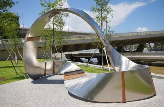 Large Outdoor Metal Mirror Polished Forged Stainless Steel Sculpture