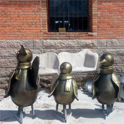 Handmade Bronze Garden Statues Outdoor Decorative Penguin Sculpture