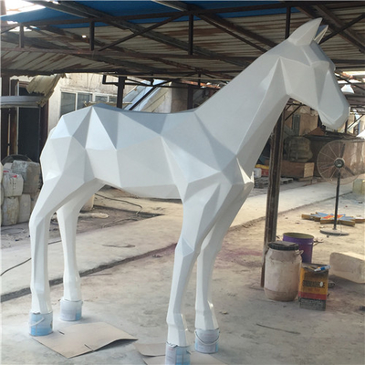 Large Metal Horse Garden Animal Sculptures Realistic Geometry For City