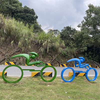 Cycling Race Outdoor Garden Sculptures Multicolor Handmade For Theme Park