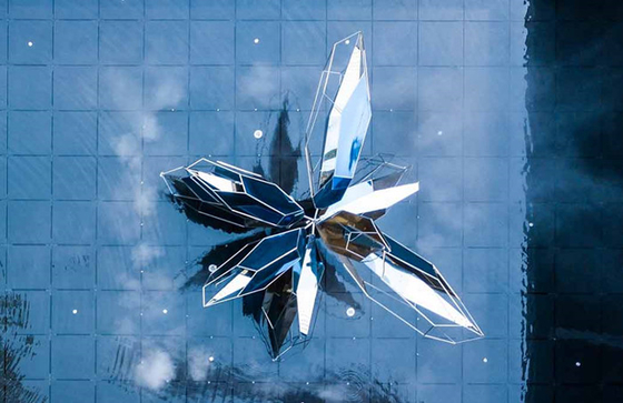 Hotel Pool Decorative Metal Sculpture Contemporary Modern Art Outdoor Sculpture