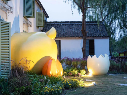Cute Cartoon Egg Chicken Garden Sculpture Fiberglass Customized