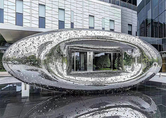 Abstract Metal Outdoor Garden Sculptures Art Mirrored SS 316L For Entrance