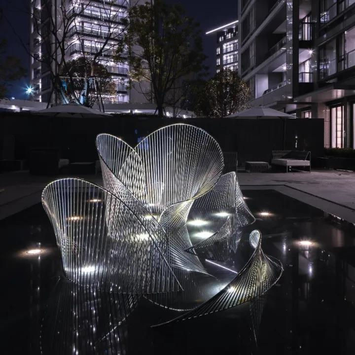 Handmade Metal Wave Stainless Steel Sculptures Decorative Customized Size